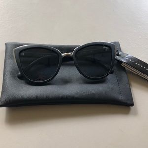 QUAY AUSTRALIA My Girl in Black/Smoke Sunglasses